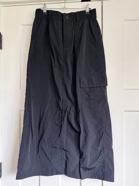 Black “On the Move" Maxi Cargo Skirt from OFFLINE by Aerie in Medium NWT